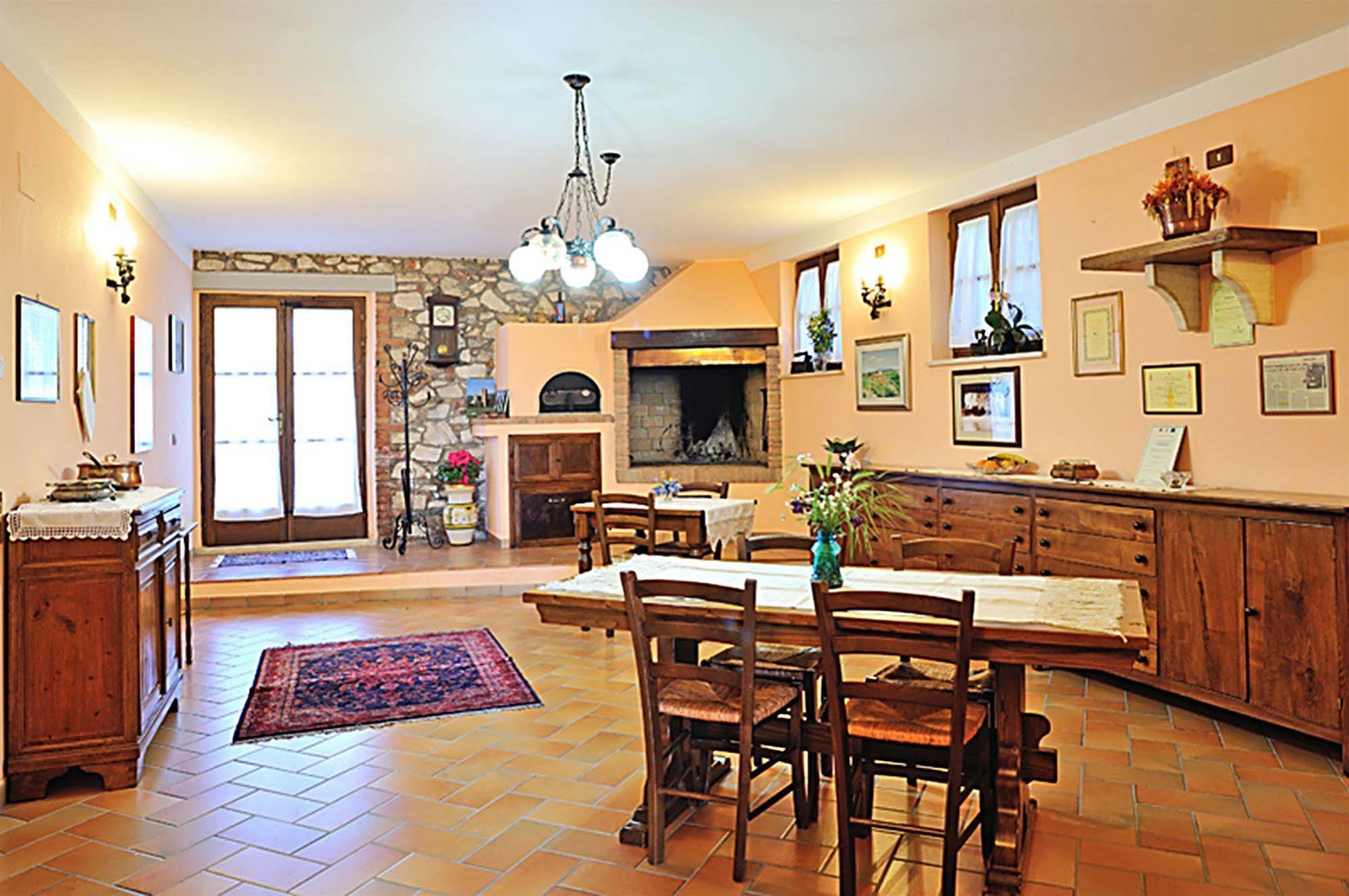 Agriturismo La Buca Di Bellugi ซันกีรีโกดอร์เชีย ภายนอก รูปภาพ